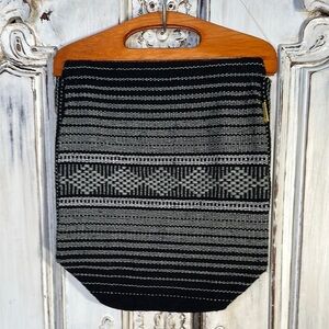 Pinzon Artesainas Black and Gray Patterned Sarape Tote Purse with Wood Handel